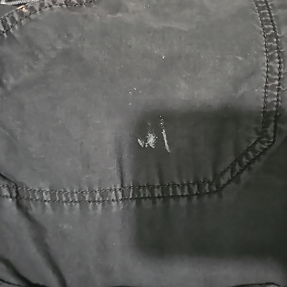 Black capri cargo shorts - Picture 3 of 6